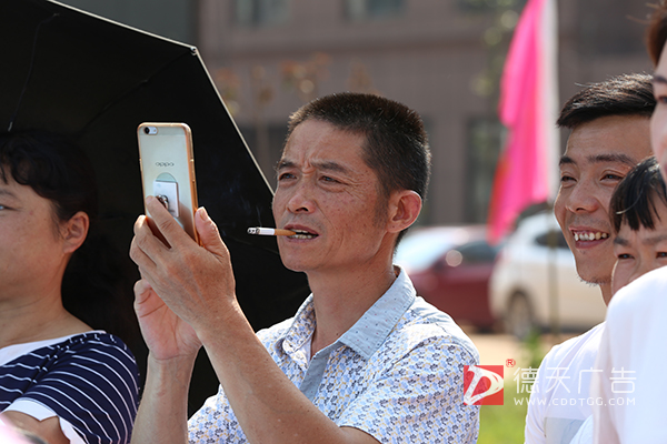 常德市德天廣告有限公司,品牌設(shè)計,活動策劃,影視攝制,廣告設(shè)備租賃,媒體廣告推廣,